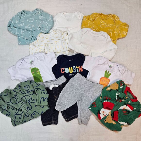 Carters Baby Boy Newborn Clothing Bundle 12 Piece Lot Bodysuits Sleepers Pants - Picture 1 of 5